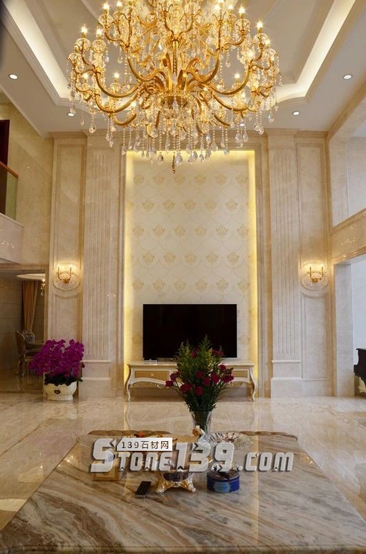 750㎡頂層復(fù)式公寓，大理石功不可沒(méi)