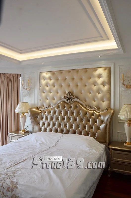 750㎡頂層復(fù)式公寓,大理石功不可沒(méi)