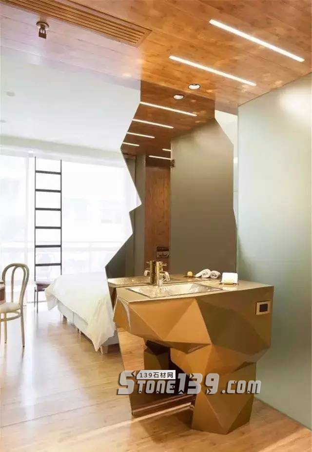 衛生間裝石材要這樣用 干濕分離效果好