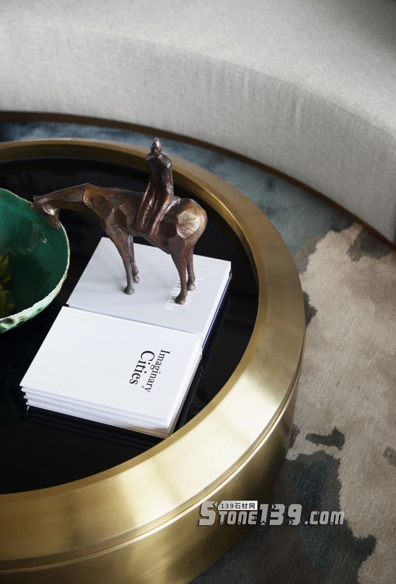 淺色大理石+黃銅,輕奢別墅裝飾 有質感有品味的生活
