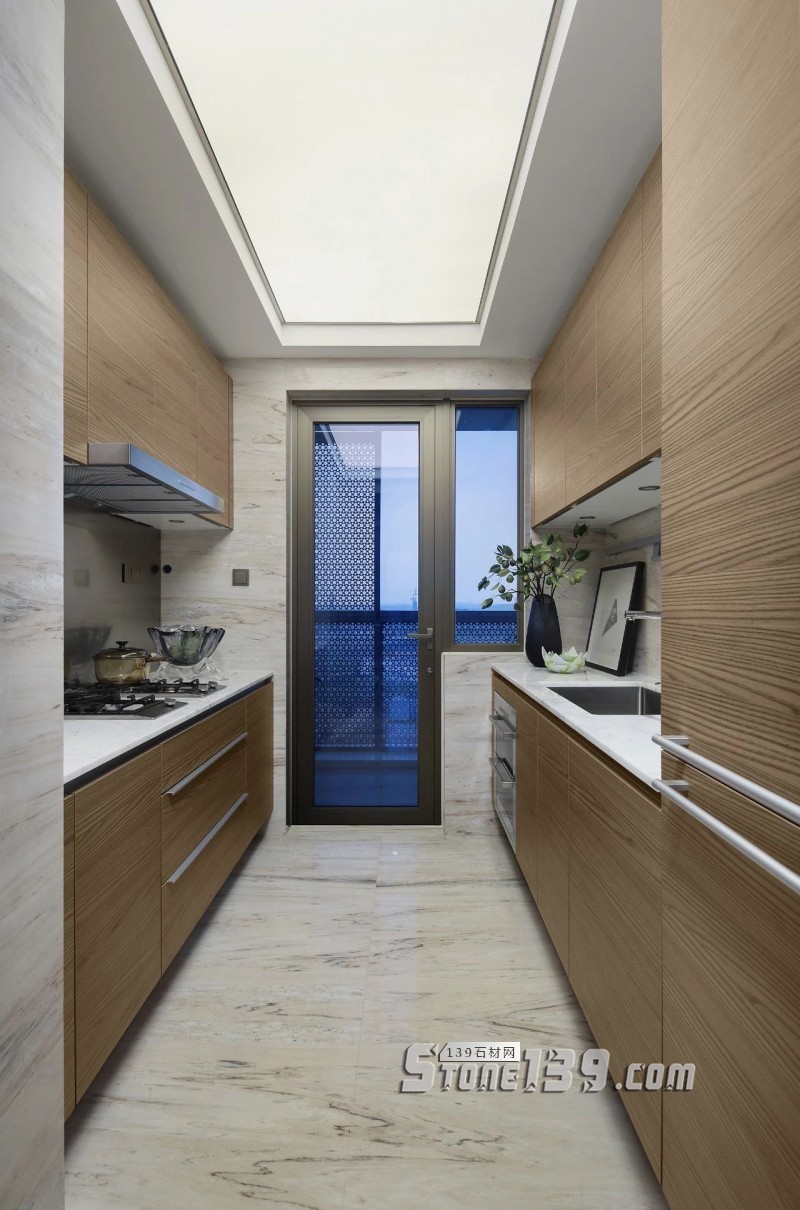 淺色大理石+黃銅,輕奢別墅裝飾 有質感有品味的生活