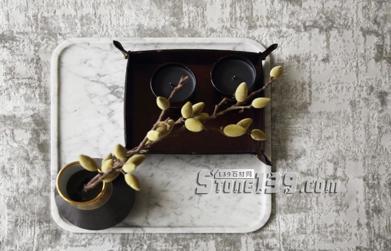 淺色大理石+黃銅,輕奢別墅裝飾 有質感有品味的生活