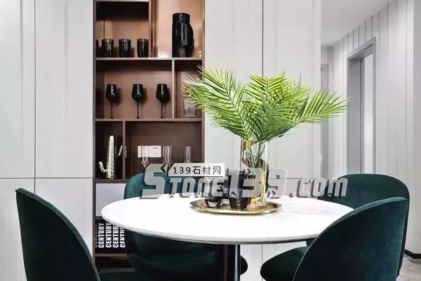 大理石+金屬，輕奢風的最佳cp