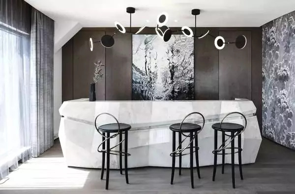 大理石+金屬，輕奢風的最佳cp