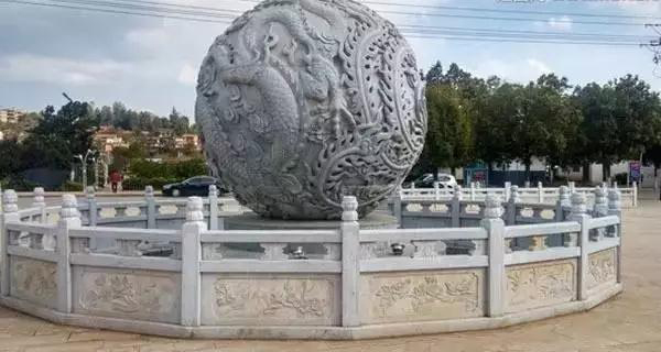 石雕龍球、圓球及浮雕