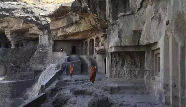 世界上最大的巖石雕刻寺院石窟建筑 印度石雕刻寺院石窟建筑