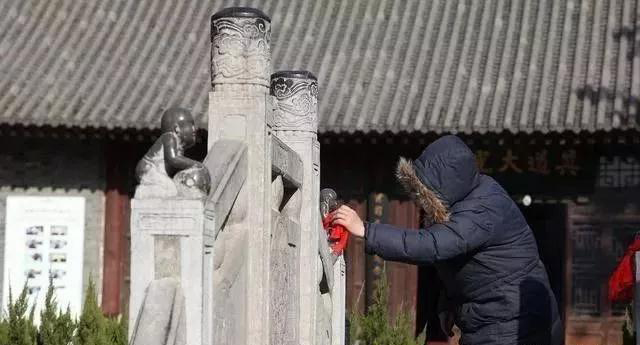 “名動天下”的石雕欄桿作品(附圖) 中國古老石材工程之石雕橋欄桿 承載著千年的歷史與文化