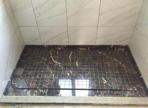 大理石拉槽做淋浴房地板的兩點好處