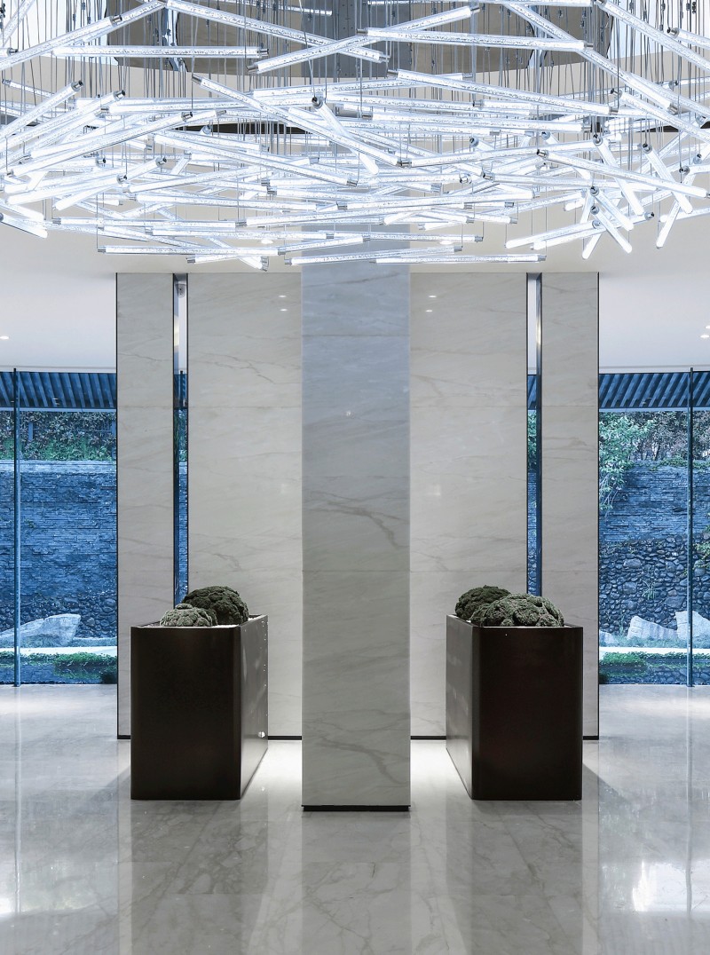 亞馬遜天然綠色石材工程案例,讓建筑空間更貼近自然