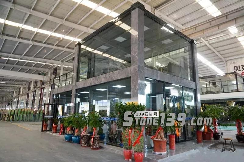 德石石材(愛馬仕灰大理石)新龍旗艦店正式開業(yè)