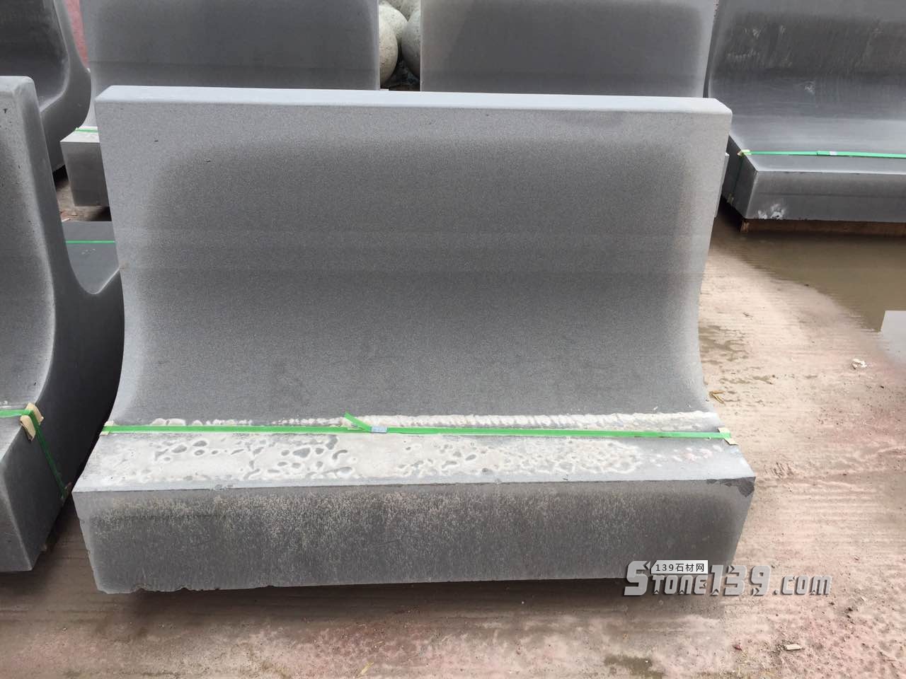 雅蒙黑石材(雅安黑、四川黑、中國(guó)黑)圖文介紹 雅蒙黑石材