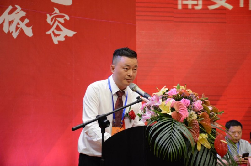 南安市石材機械輔料產(chǎn)業(yè)聯(lián)合會舉行成立大會，李群生當選會長