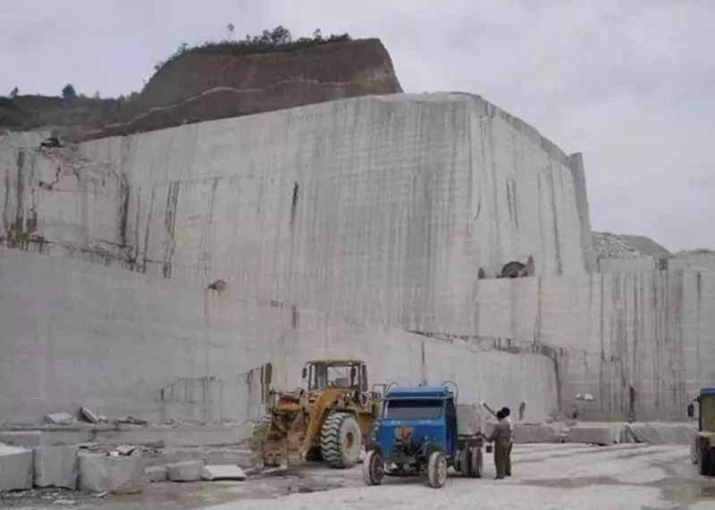隨州打造全國(guó)石材樣板區(qū)系列報(bào)道之二 :黨委政府選擇石材戰(zhàn)略決策英明