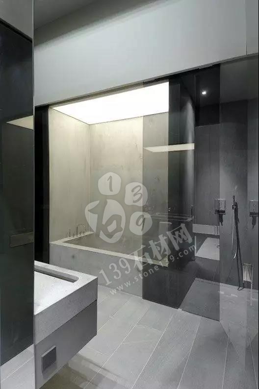 獨立式衛(wèi)生間裝飾大理石案例