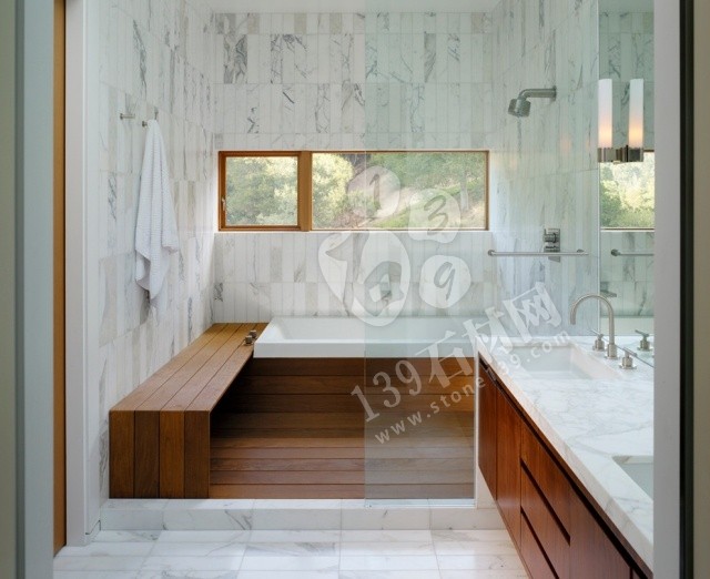 這樣的大理石衛浴 讓沐浴成為一件快樂的事情