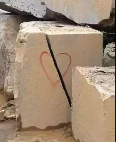 芝麻黑654就算封礦了還是依然瘋狂和輝煌！