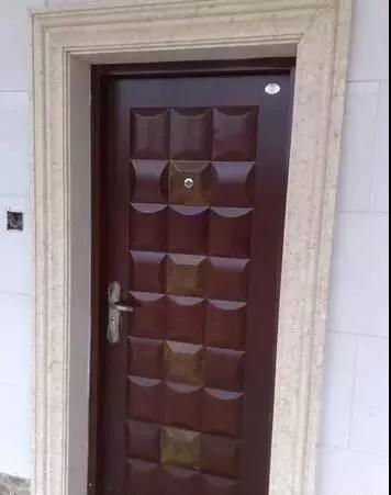 各種石材門套線條實(shí)景案例圖及施工方案流程 大理石門套線條實(shí)景案例圖及石材門套施工方案流程介紹