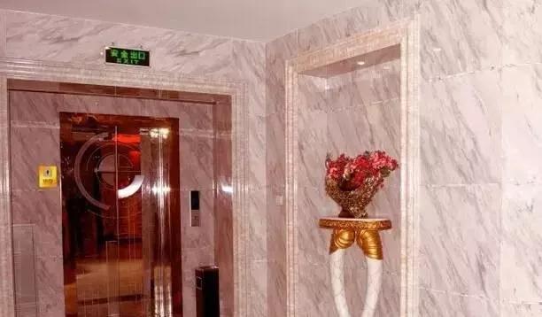 各種石材門套線條實(shí)景案例圖及施工方案流程 大理石門套線條實(shí)景案例圖及石材門套施工方案流程介紹