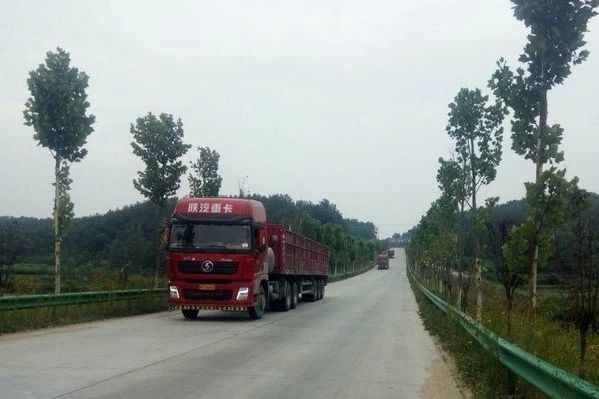 湖北隨州石材業國家鼓勵發展的產業集群！且黃金麻可以下料了！