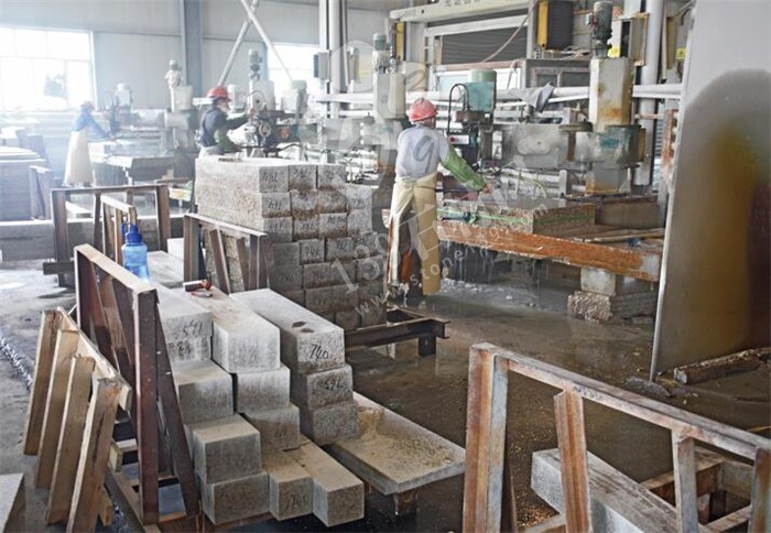 隆重介紹“卡拉麥里金”花崗巖礦主-新疆萬興卡麥礦業