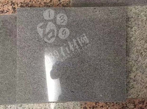 泌陽縣【豐達石材廠】主營河南芝麻白(芝麻灰)路沿石