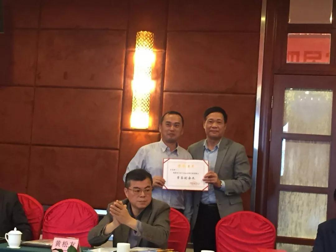 福建省石材行業協會第四屆二次理事(擴大)會在惠安召開 惠安召開福建省石材行業協會第四屆二次理事(擴大)會