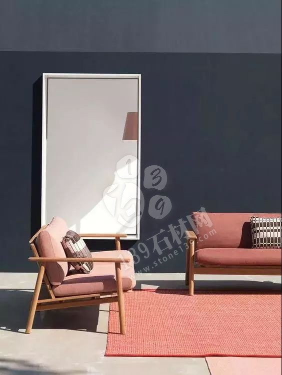 2019年流行的“珊瑚橘”主打色調