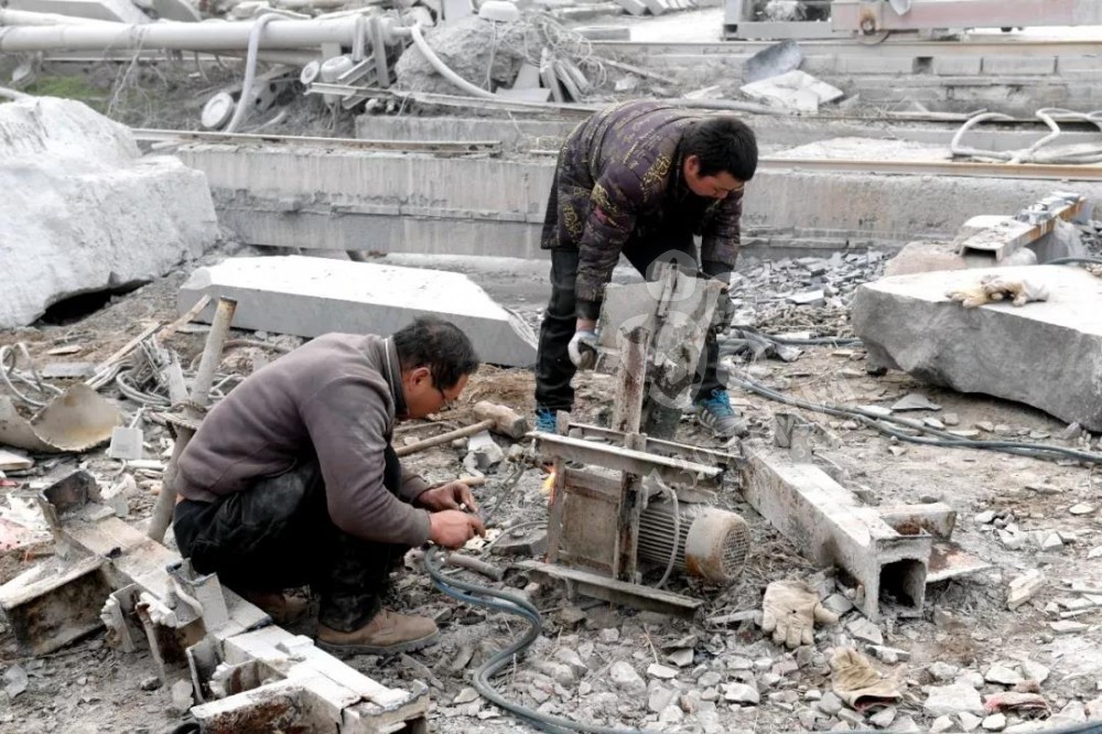 河南洛陽偃師市人民政府關于關閉南部山區采石企業的通告,附關閉石材企業名單!