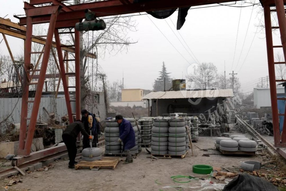 河南洛陽偃師市人民政府關于關閉南部山區采石企業的通告,附關閉石材企業名單!