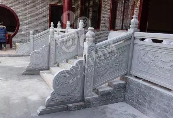 天然石材欄桿介紹及安裝方法和注意事項 石材欄桿