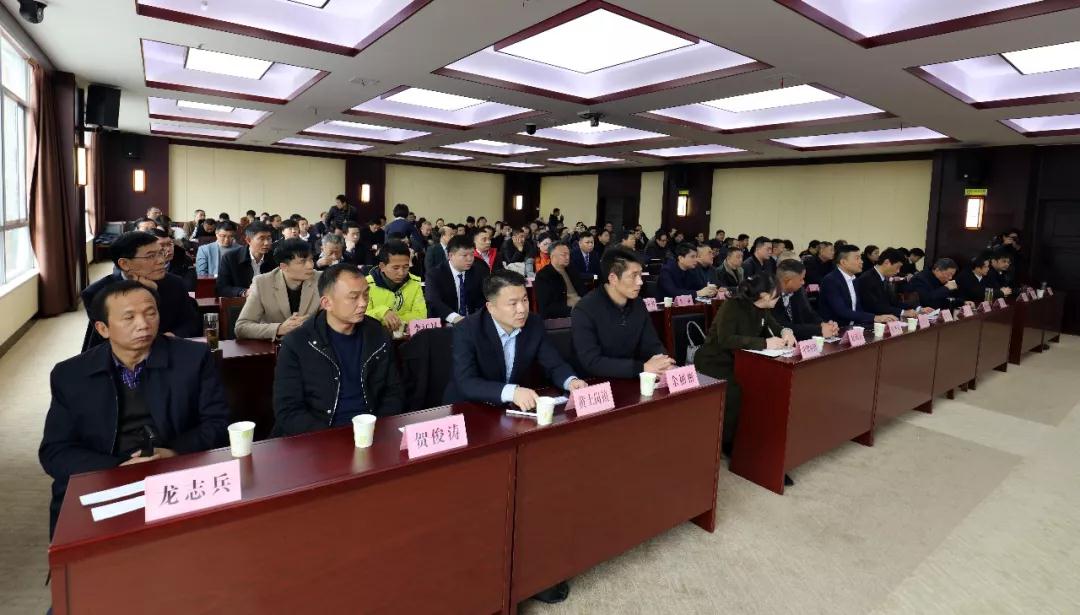 湖北麻城市舉行2019年“開門紅”招商引資項目集中簽約儀式,9家石材企業參加 2019麻城石材簽約動態