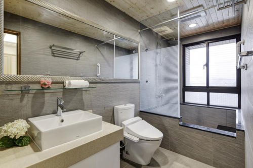 洗浴空間中的石材污染如何清洗？推薦三種解決方案