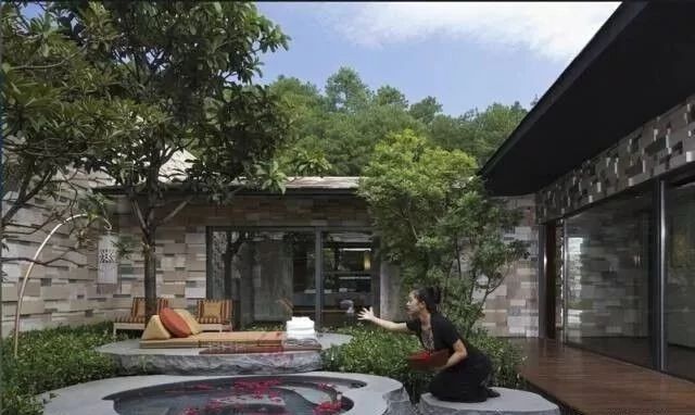 石材泡池(大型石材浴缸)從生產加工到施工安裝全過程 大型天然石材浴缸 石材泡池