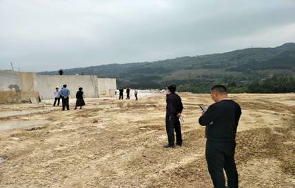 貴州思南縣副縣長黃仕軍參觀考察巨鼎實業公司產業園區簡訊 貴州巨鼎實業迎思南縣縣領導考察