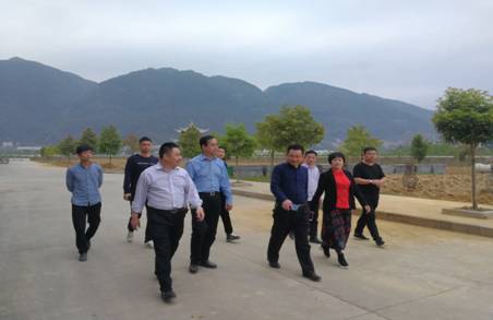 貴州思南縣副縣長黃仕軍參觀考察巨鼎實業公司產業園區簡訊 貴州巨鼎實業迎思南縣縣領導考察