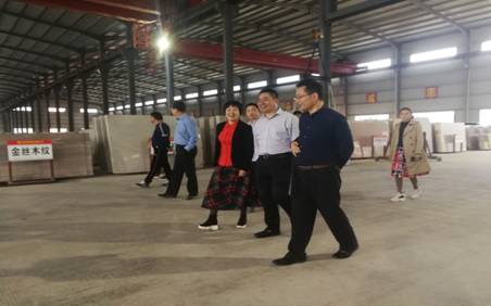 貴州思南縣副縣長黃仕軍參觀考察巨鼎實業公司產業園區簡訊 貴州巨鼎實業迎思南縣縣領導考察