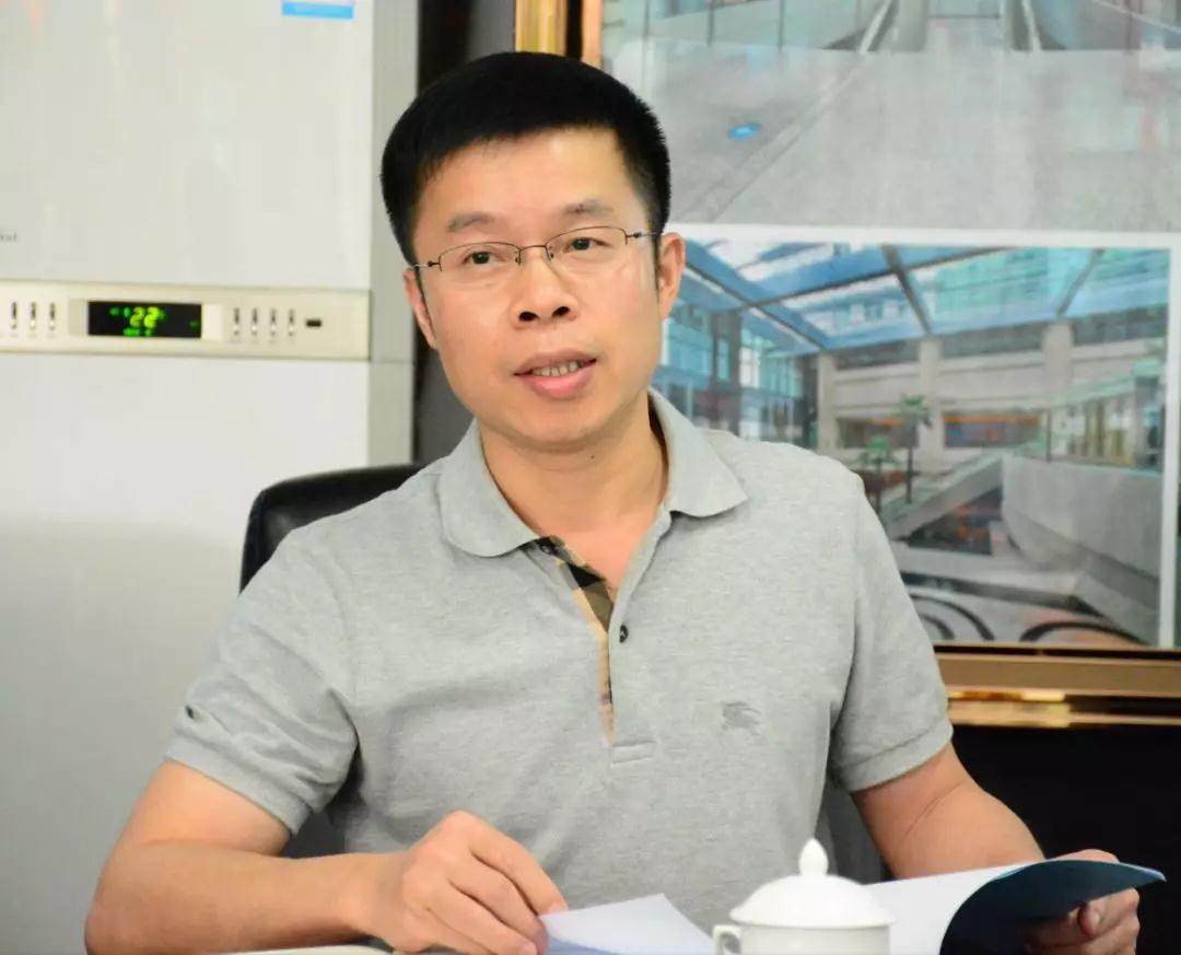 《石材工業(yè)“十四五”發(fā)展規(guī)劃》調(diào)研會議在華輝石業(yè)股份召開 《石材工業(yè)“十四五”發(fā)展規(guī)劃》調(diào)研會議現(xiàn)場