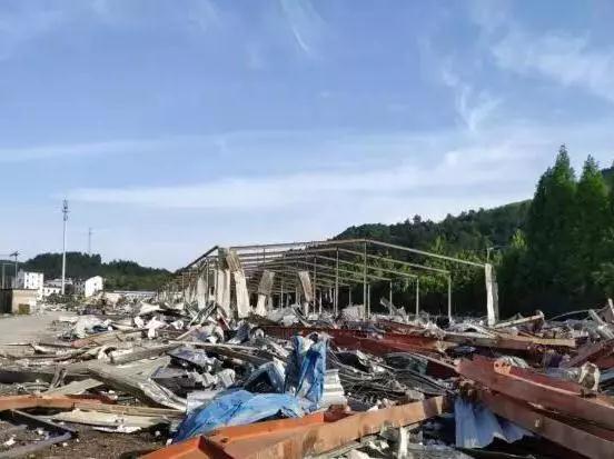 浙江新昌縣盛大石材市場違規被拆除