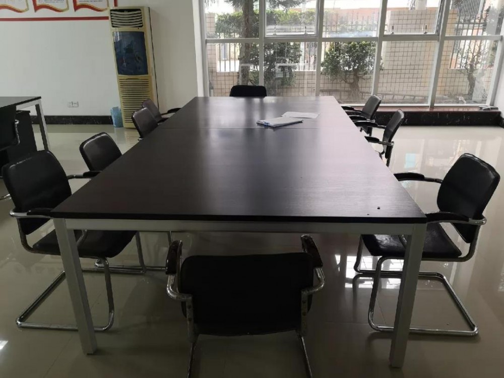 惠安縣成立首個石雕石材行業調委會,有效調解行業內糾紛。