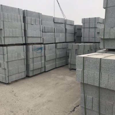長沙工地路沿石供應 岳陽路沿石廠家供應灰色花崗巖路沿石