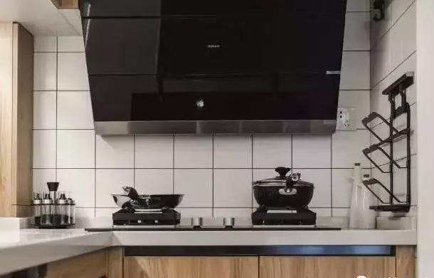 石英石臺面質量差異、成品價格計算、及日常清洗方式! 石英石臺面