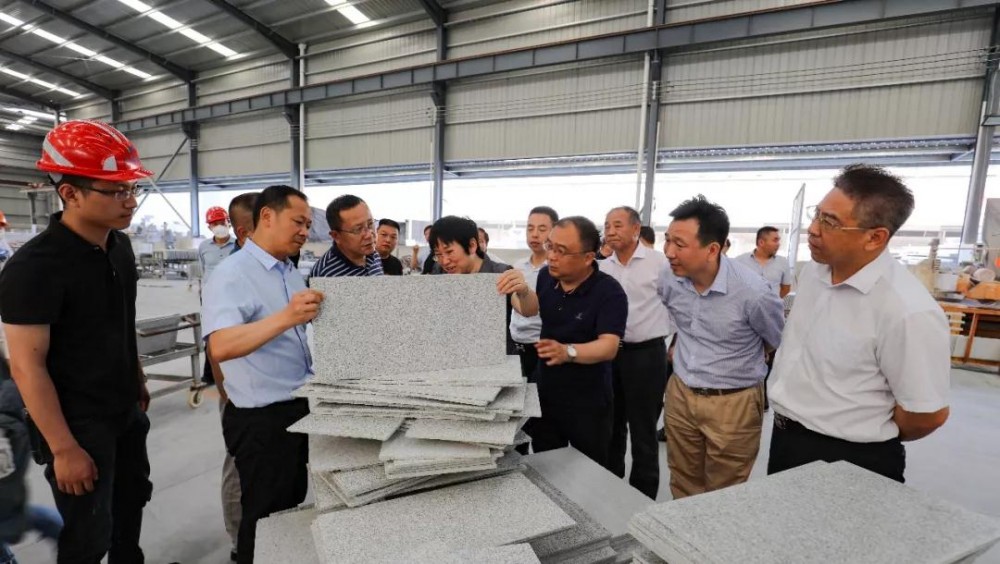 麻城要騰飛了!市政協(xié)黨組書(shū)記、主席蒞臨石材園