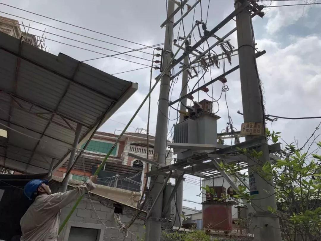 福建水頭鎮(zhèn)組織開(kāi)展“散亂污”企業(yè)整治行動(dòng)！