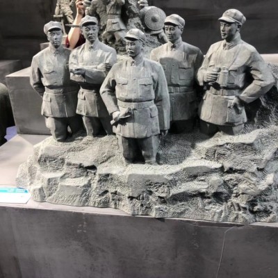 歷史場景人物雕刻 抗日戰爭時期主題人物雕刻