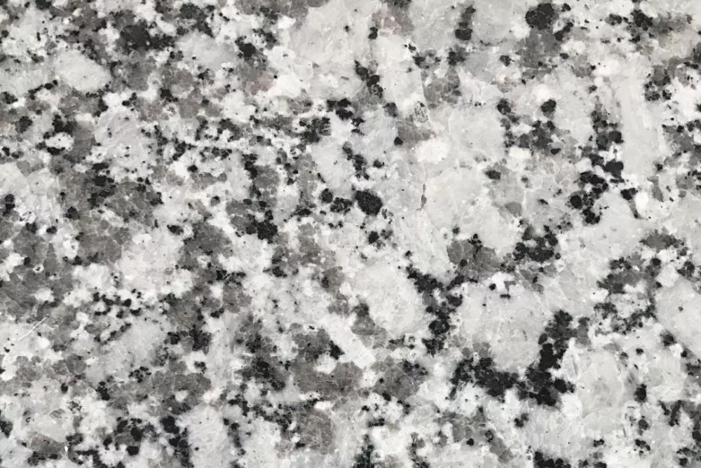 廣東揭陽石材廠受困于無料可切,超過10000平的工程不敢接