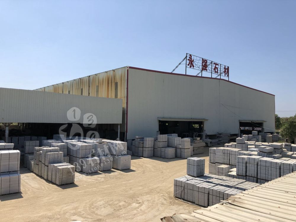 廣東永強石材主營湛江黑,廉江白麻,海浪花(雙稱浪花白),廉江芝麻白、廉江中花、芝麻灰、芝麻黑、海浪花、臺山紅、桂林紅