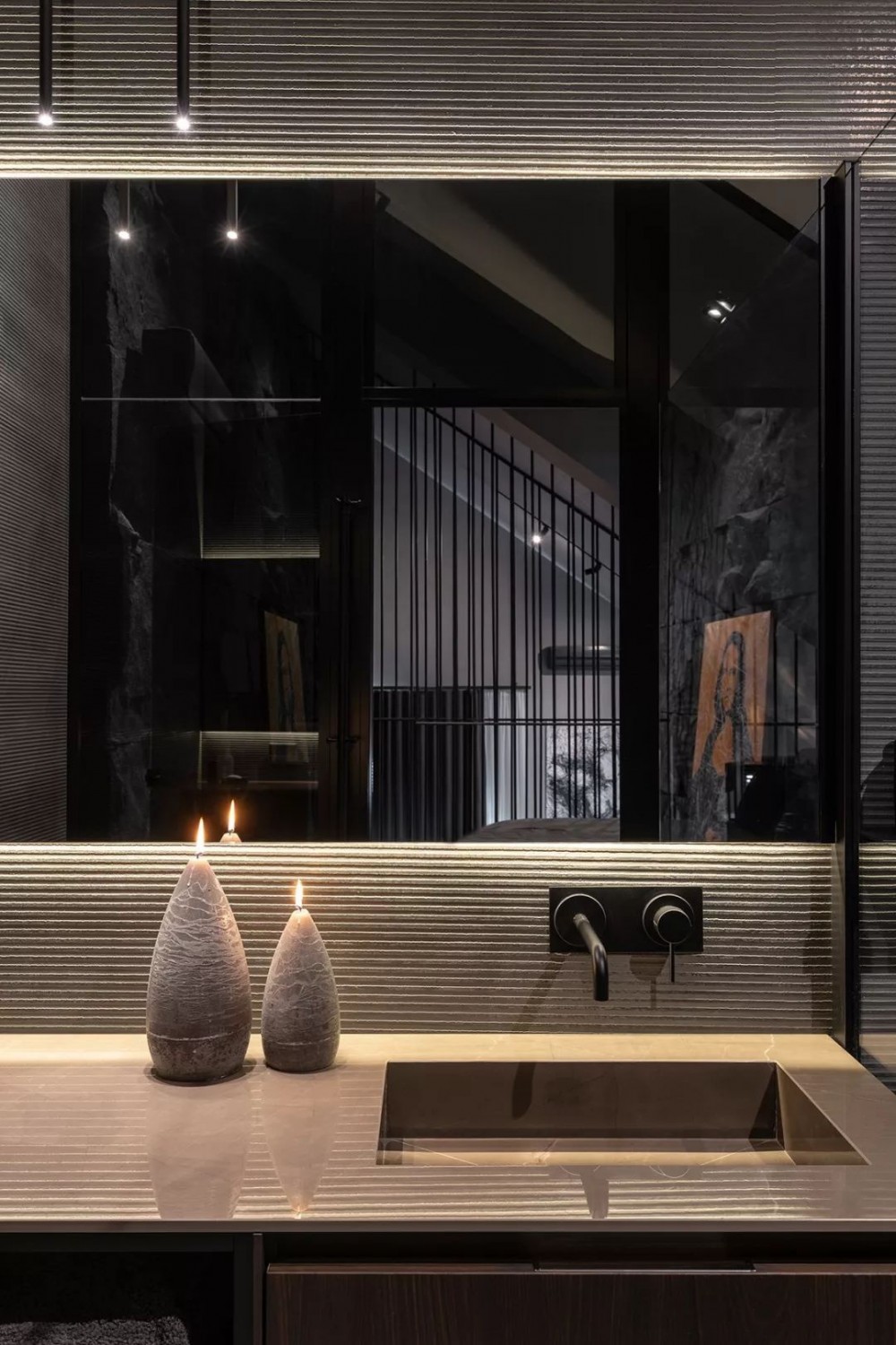 黑色石材自然面背景墻裝飾