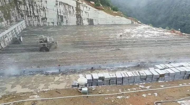 石材垃圾不用分類,換句話說天然石材沒有垃圾渾身是寶