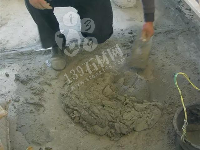 【石材家裝工藝】紫羅紅大理石窗臺(tái)板的安裝全過程