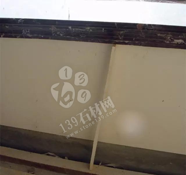 【石材家裝工藝】紫羅紅大理石窗臺(tái)板的安裝全過程